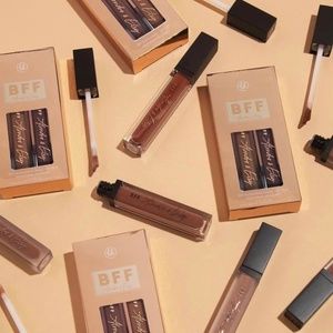 Alondra and elsy bff lip duo’s